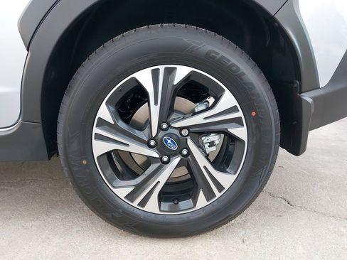 Used 2025 Subaru Crosstrek 2.0i Premium image 37