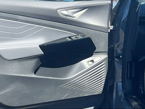 New 2026 Volkswagen ID.4 Pro S Plus AWD/4WD image 23