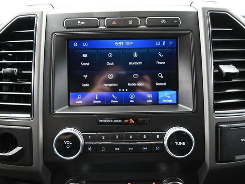 Used 2020 Ford Expedition XLT w/ Equipment Group 202A RWD image 9
