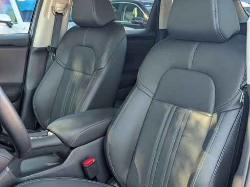 Used 2025 Honda HR-V EX-L image 14
