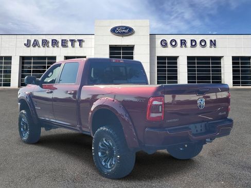 Used 2022 RAM 2500 Big Horn w/ Level C Equiment Group AWD/4WD image 3
