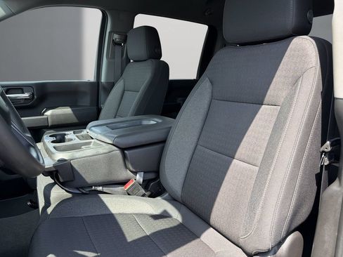 Certified 2023 Chevrolet Silverado 2500 Custom w/ Custom Value Package AWD/4WD image 13