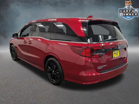 Used 2023 Honda Odyssey Sport image 6
