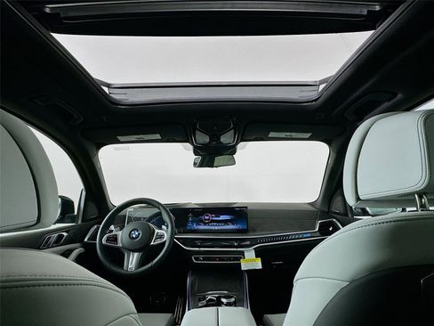 New 2026 BMW X5 xDrive40i w/ M Sport Package image 23