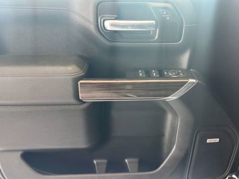 Used 2020 Chevrolet Silverado 1500 RST image 9