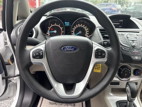 Used 2019 Ford Fiesta SE image 22