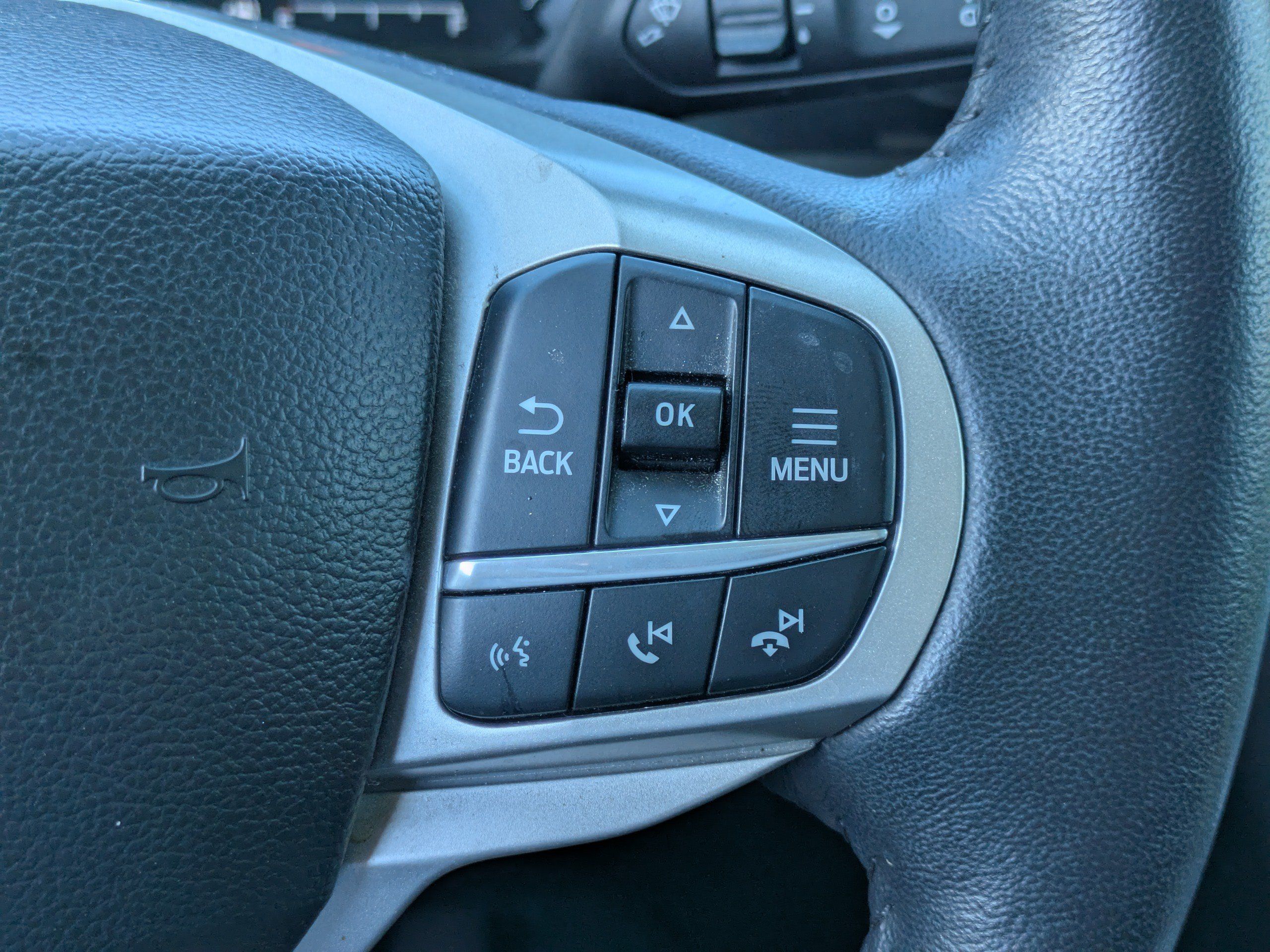 Used 2023 Ford Explorer XLT w/ Equipment Group 202A AWD/4WD image 22