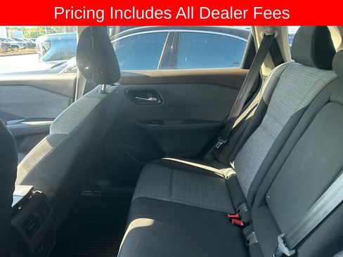 Used 2022 Nissan Rogue SV FWD image 9