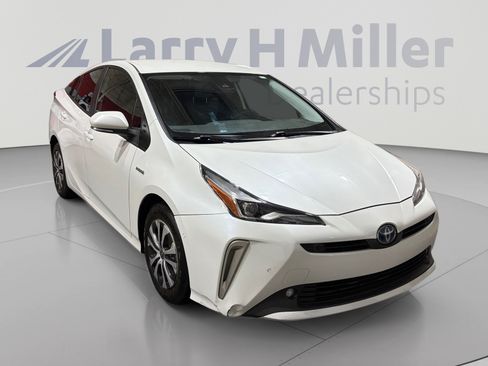 Used 2022 Toyota Prius LE AWD/4WD image 7