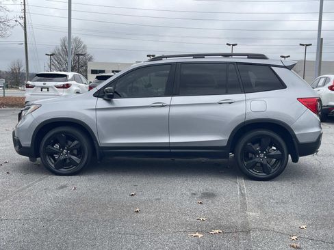 Used 2019 Honda Passport Touring image 2