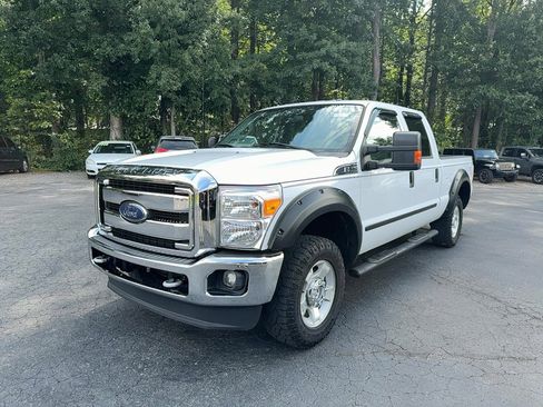 Used 2016 Ford F250 XLT image 1