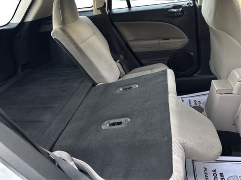 Used 2011 Dodge Caliber Mainstreet image 18