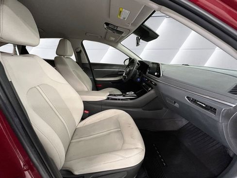 Used 2023 Hyundai Sonata SE w/ Cargo Package image 13