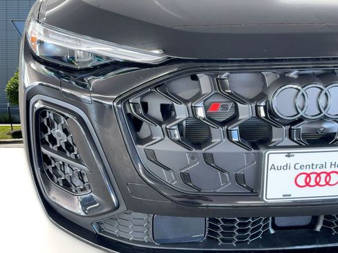 New 2025 Audi SQ5 Premium Plus image 11