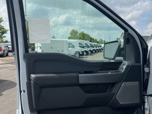 New 2025 Ford F150 Lightning Lariat image 15