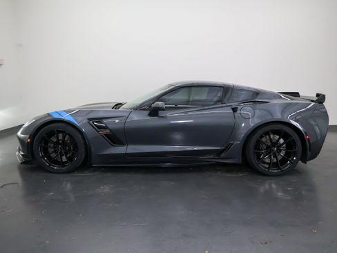 Used 2017 Chevrolet Corvette Grand Sport RWD image 6
