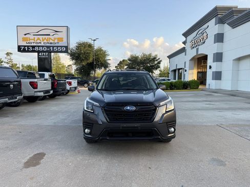 Used 2022 Subaru Forester Premium AWD/4WD image 45