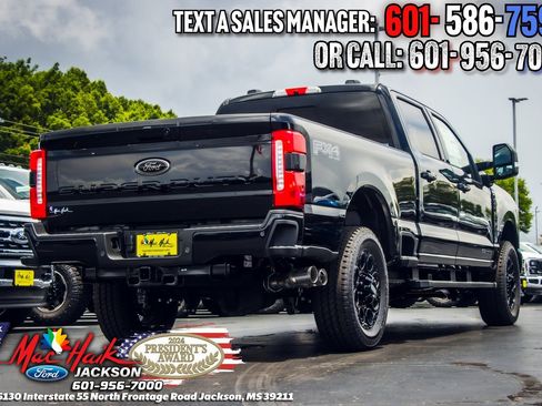 New 2026 Ford F250 Lariat w/ Black Appearance Package image 36