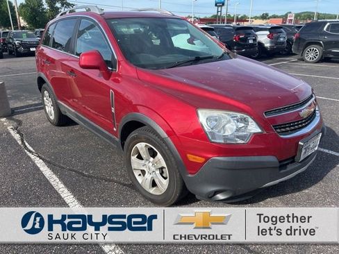 Used 2013 Chevrolet Captiva Sport LS FWD image 1