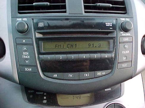 Used 2006 Toyota RAV4 Limited AWD/4WD image 20