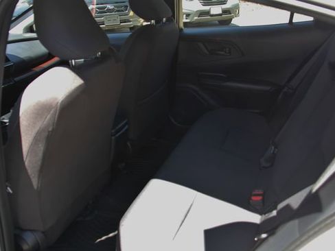Used 2024 Toyota Prius Prime FWD image 33