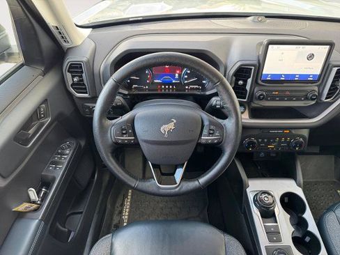 Certified 2022 Ford Bronco Sport Outer Banks w/ Tech Package AWD/4WD image 12