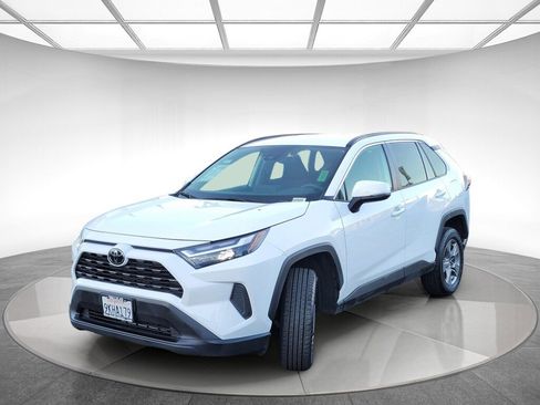 Used 2024 Toyota RAV4 XLE image 7