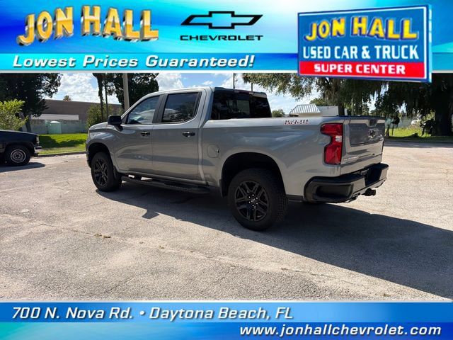 Used 2025 Chevrolet Silverado 1500 LT Trail Boss w/ Convenience Package II AWD/4WD image 7