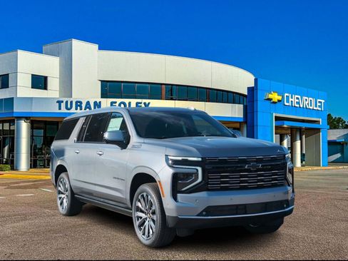 New 2026 Chevrolet Suburban High Country w/ LPO, Illumination Package image 7