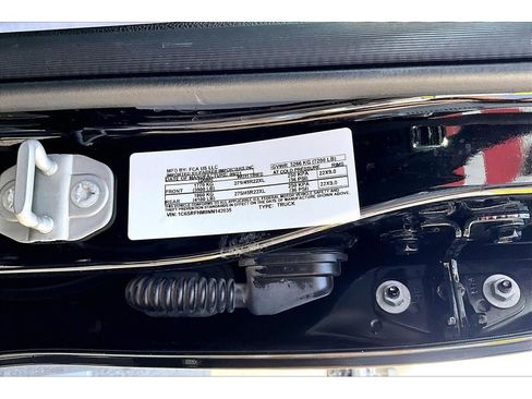 Used 2022 RAM 1500 Limited AWD/4WD image 36