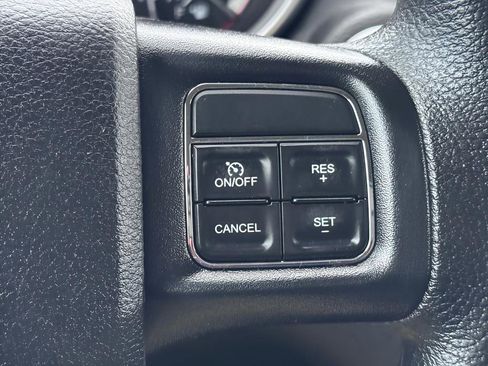 Used 2017 Dodge Journey SE image 9