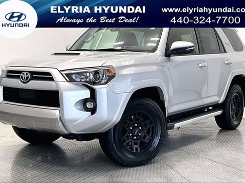 Used 2023 Toyota 4Runner TRD Off-Road Premium w/ Moonroof Package AWD/4WD image 1