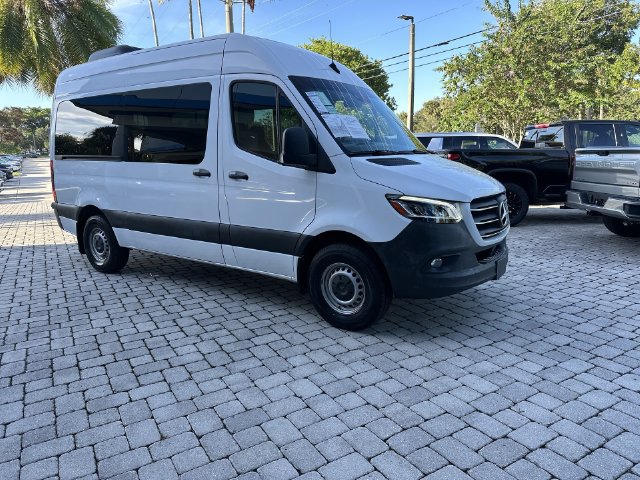 Used 2023 Mercedes-Benz Sprinter 2500 image 16