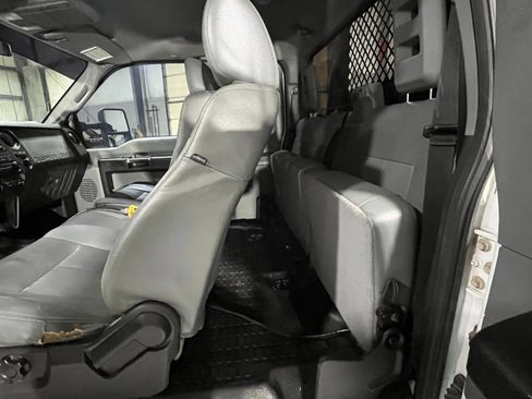Used 2013 Ford F450 XL w/ PWR Equipment Group image 19