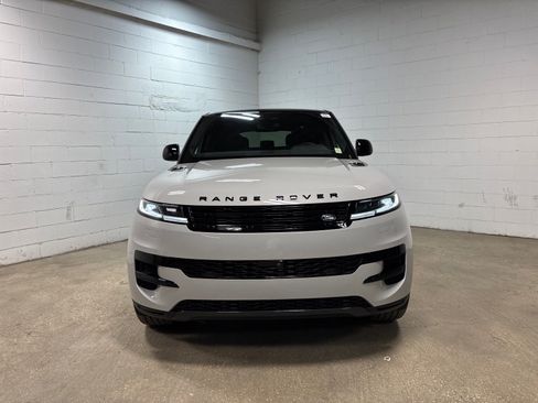 New 2026 Land Rover Range Rover Sport SE AWD/4WD image 3
