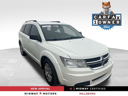 Used 2020 Dodge Journey SE w/ SE Popular Equipment Group image 1