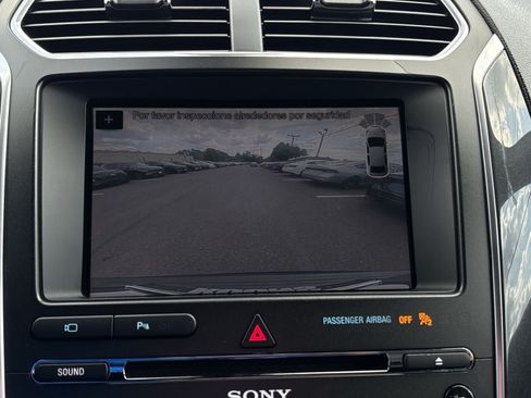 Used 2018 Ford Explorer Sport w/ Equipment Group 401A AWD/4WD image 19