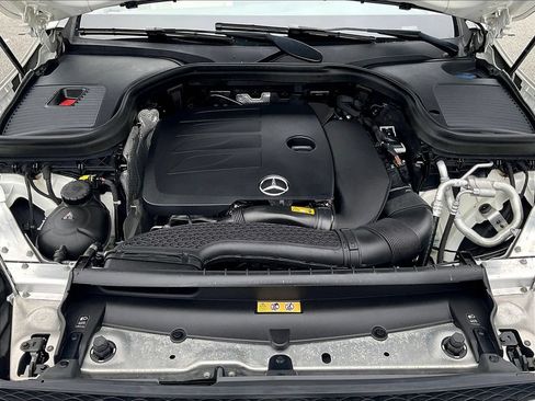 Used 2022 Mercedes-Benz GLC 300 4MATIC w/ Multimedia Package Lite image 28