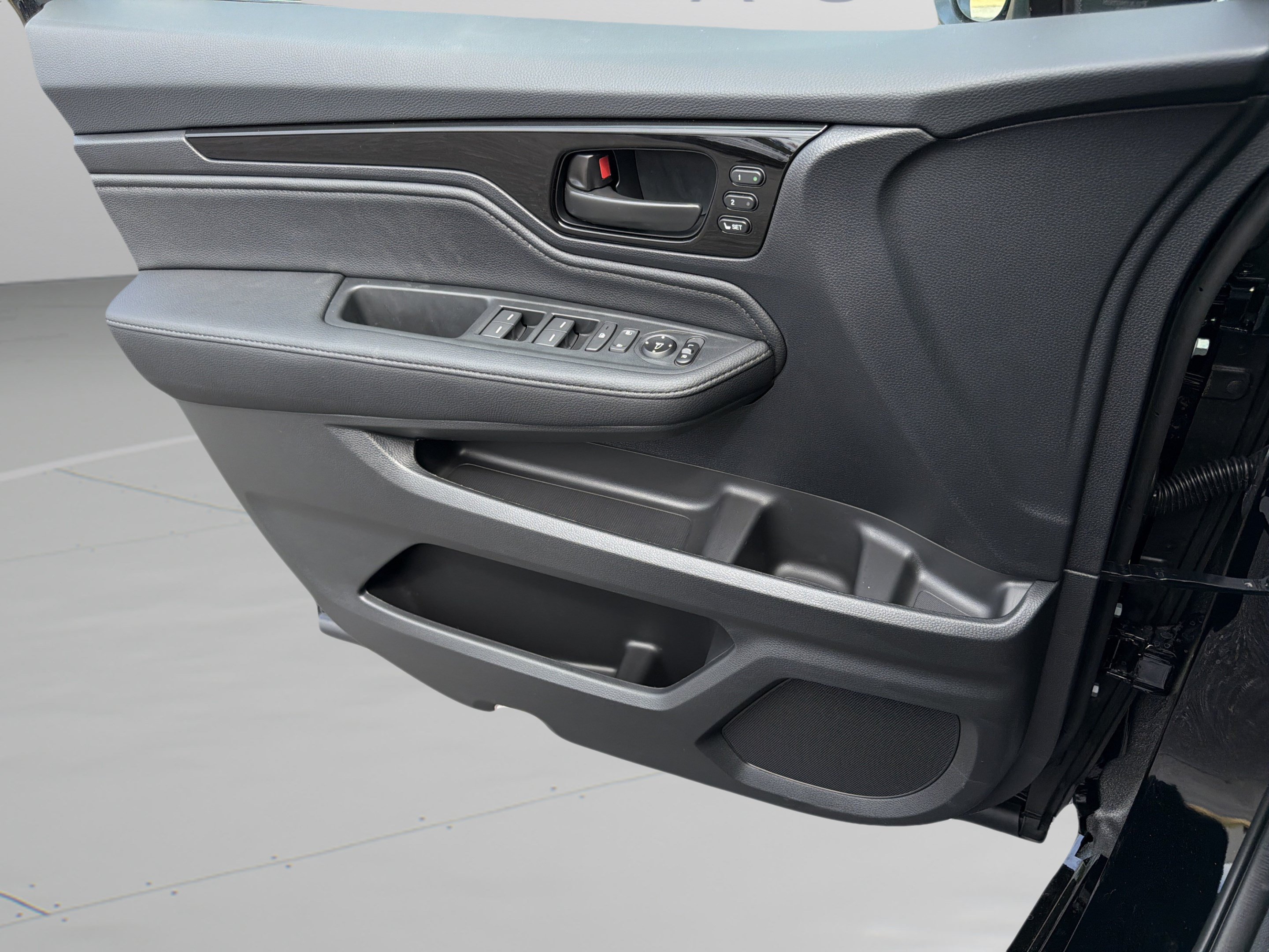 New 2027 Honda Odyssey Touring image 27