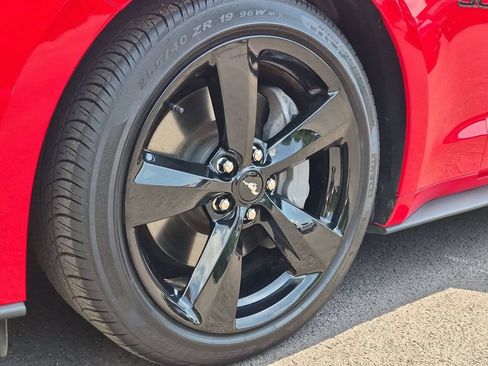 Used 2021 Ford Mustang GT Premium w/ Equipment Group 401A RWD image 21