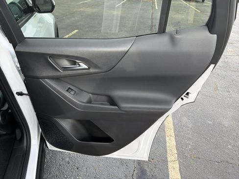 New 2026 Chevrolet Equinox LT w/ Convenience Package II image 26