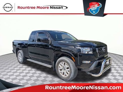Used 2022 Nissan Frontier SV RWD image 1