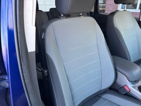 Used 2016 Ford Escape SE w/ Equipment Group 201A image 9