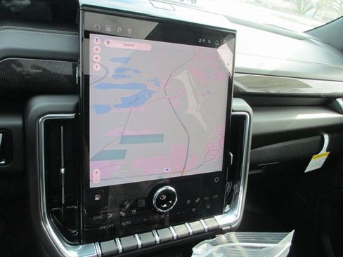 New 2026 GMC Yukon XL Elevation w/ Elevation Premium Package image 21