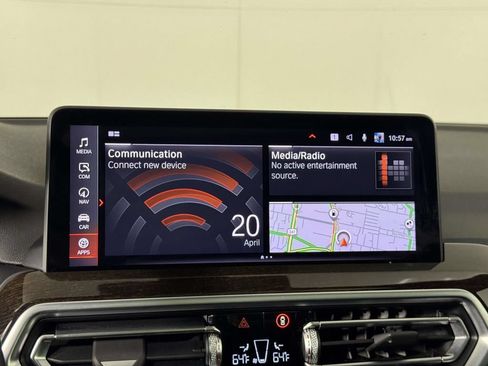 Used 2024 BMW X4 xDrive30i w/ Parking Assistance Package AWD/4WD image 28
