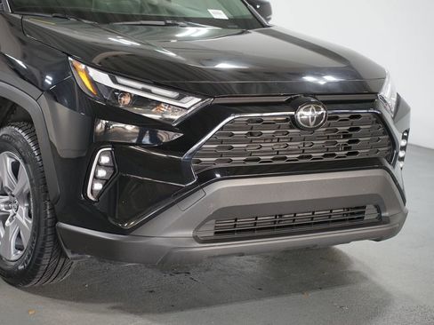 Certified 2025 Toyota RAV4 XLE image 4