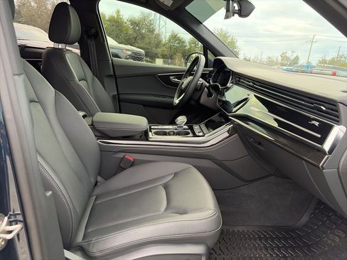 Used 2025 Audi Q7 3.0T Premium Plus image 9