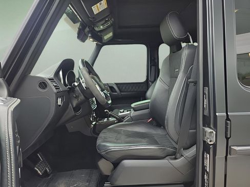 Used 2017 Mercedes-Benz G 550 Squared image 18