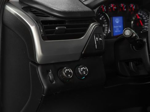 Used 2016 Chevrolet Tahoe 4WD image 21