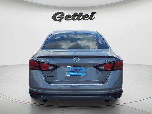 Used 2020 Nissan Altima 2.5 SV FWD image 6